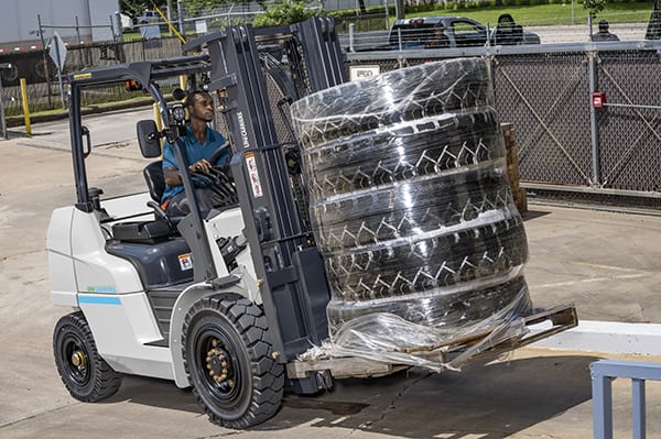 UniCarriers Midsized Pneumatic Forklifts